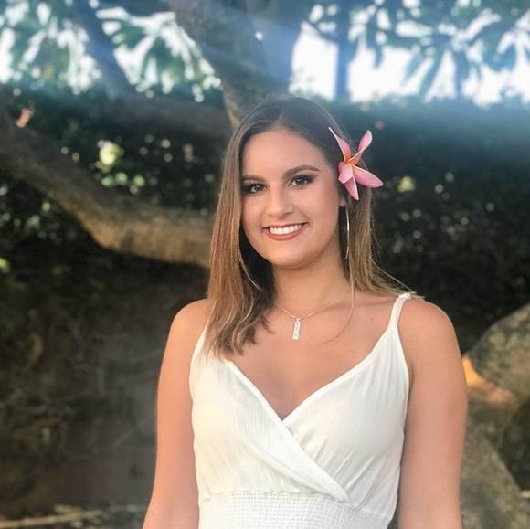 Meet your Posher, Isabella - Picture 1 of 1